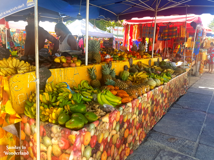 Lokalny market na Gwadelupie - Karaiby - Sunday in Wonderland Blog