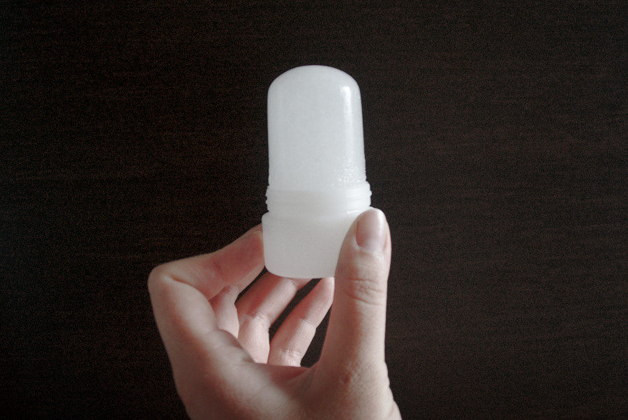 Alum deodorant as an alternative to zero waste beauy routine