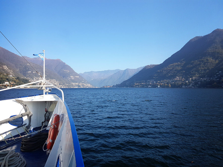 Transfer promem nad jezioro Como, Włochy-City Break w Mediolanie