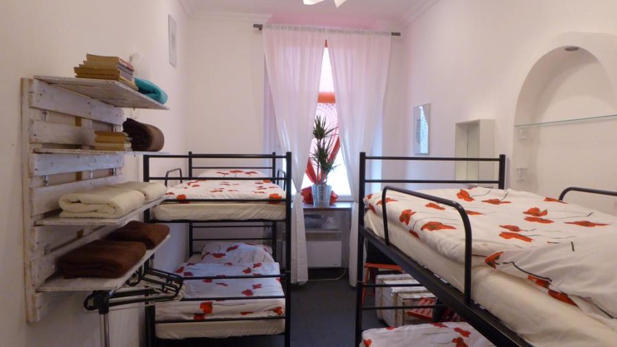 Dormitory room with bun beds in FlyFly Hostel in Wrocław