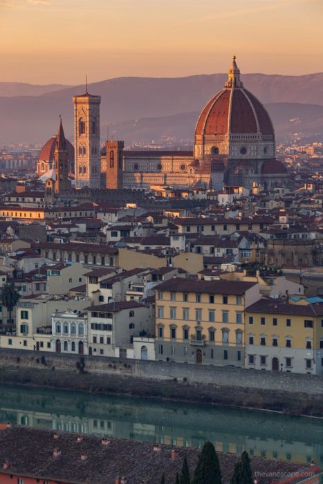 Florence - Santa Maria del Fiore sunet view
