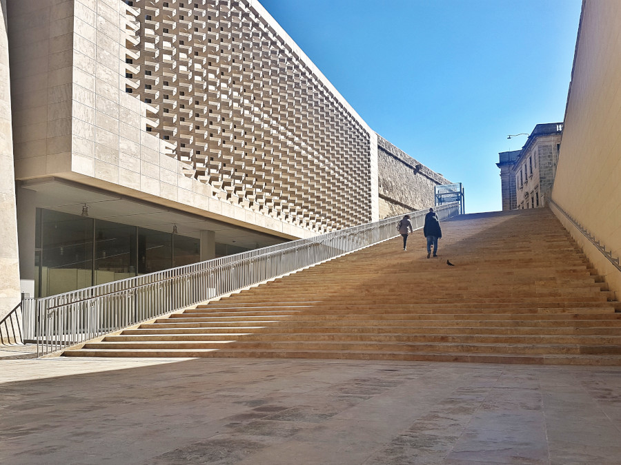 Renzo Piano stairs in Valletta, Malta