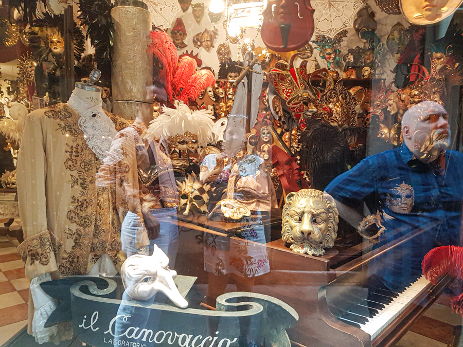 Venice masks and souvenirs