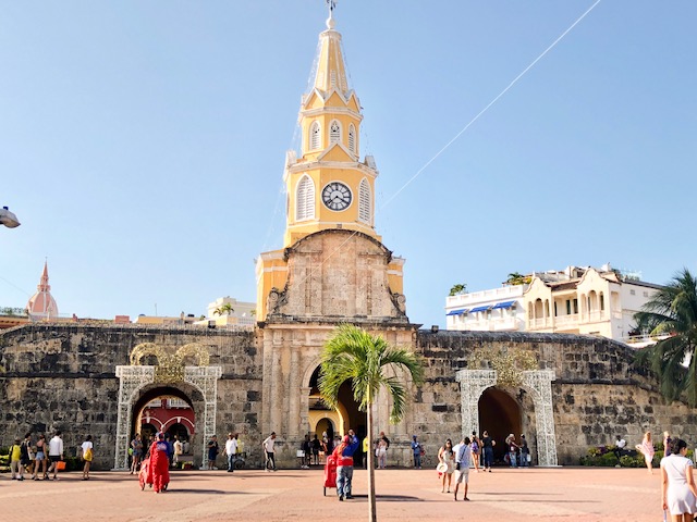 Carriage Plaza: Cartagena travel on a budget