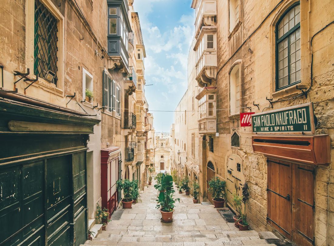 Street in Vallatta, Malta - where to stay in Valletta